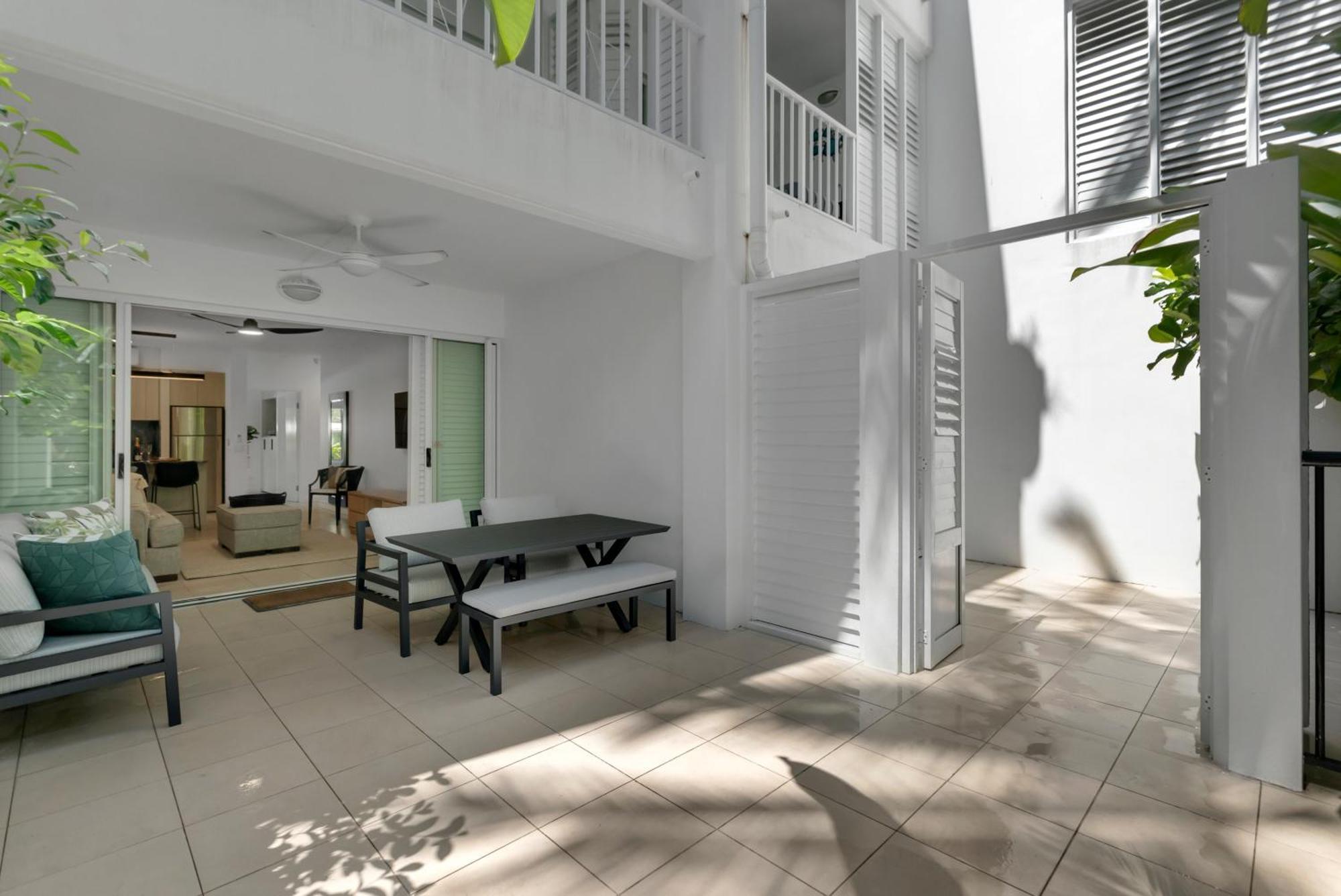 Elysium Private Apartments At Beach Club & Spa Palm Cove Eksteriør bilde